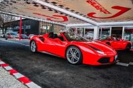 Test drive Ferrari 488 Spider
