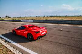 Test su pista Ferrari 488