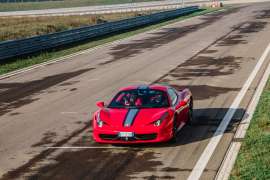 Ferrari 458 Spider su pista