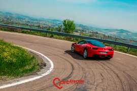 prova ferrari maranello