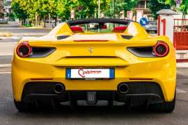 prova su strada ferrari 488 spider