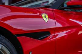 Test drive su strada Ferrari Portofino