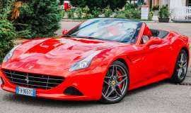 Test drive su strada Ferrari California Turbo HS