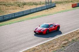 test drive ferrari su pista