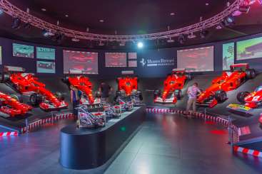 Museo Ferrari di Maranello e Giro in Ferrari
